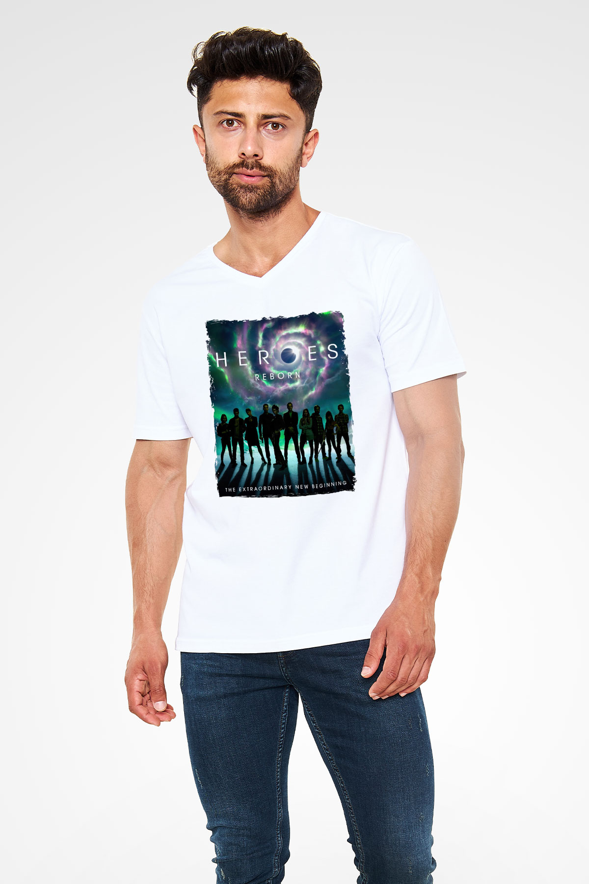 Heroes Beyaz Unisex V Yaka Tişört