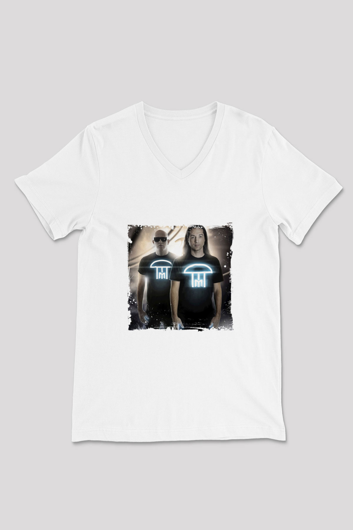 Infected Mushroom Baskılı Beyaz V Yaka Unisex Tişört