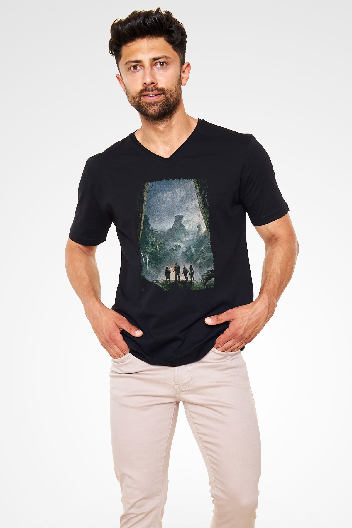 Jumanji Baskılı Unisex Siyah V Yaka Tişört - Tshirt