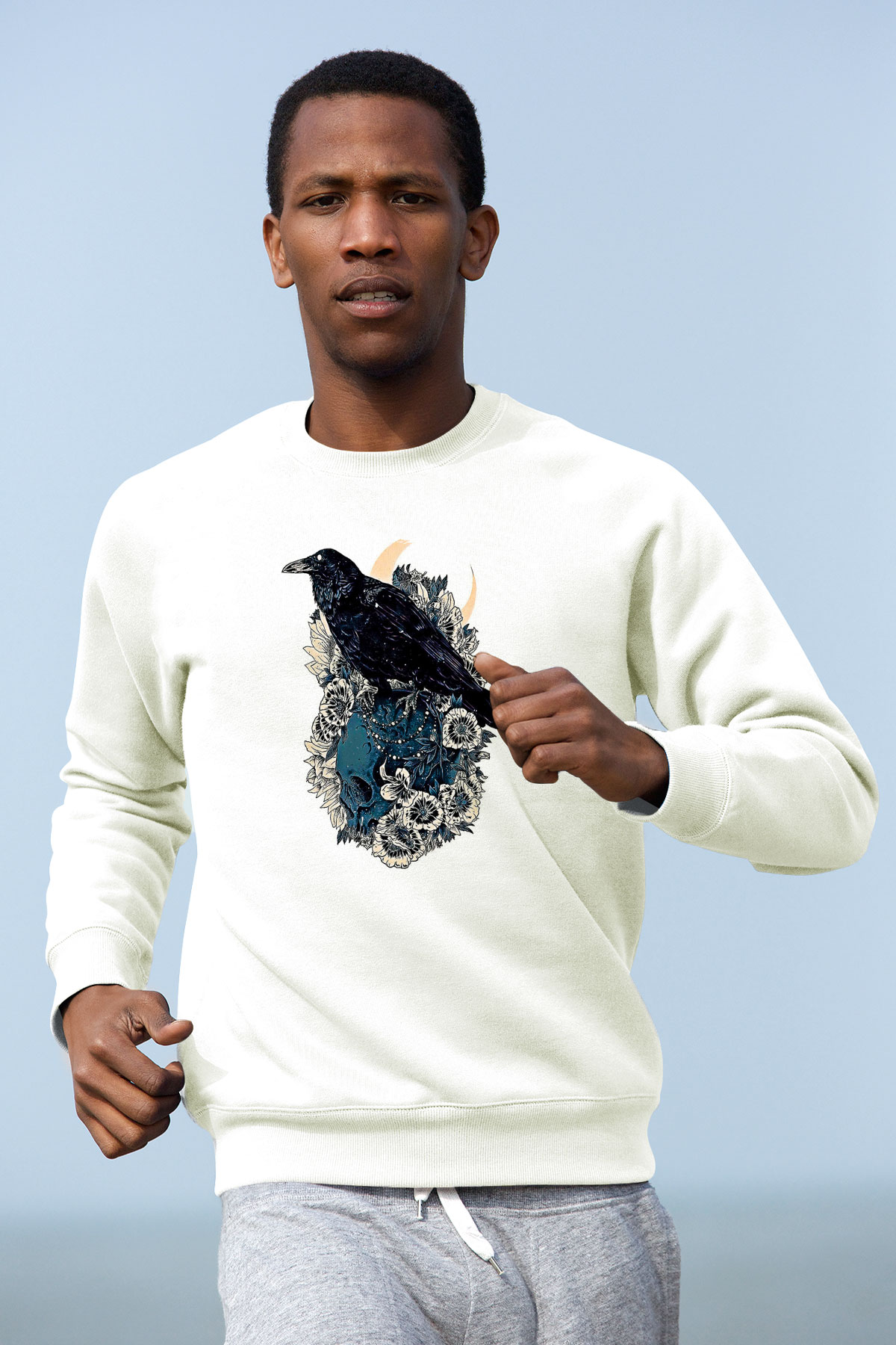 Karga Baskılı Beyaz Unisex Sweatshirt