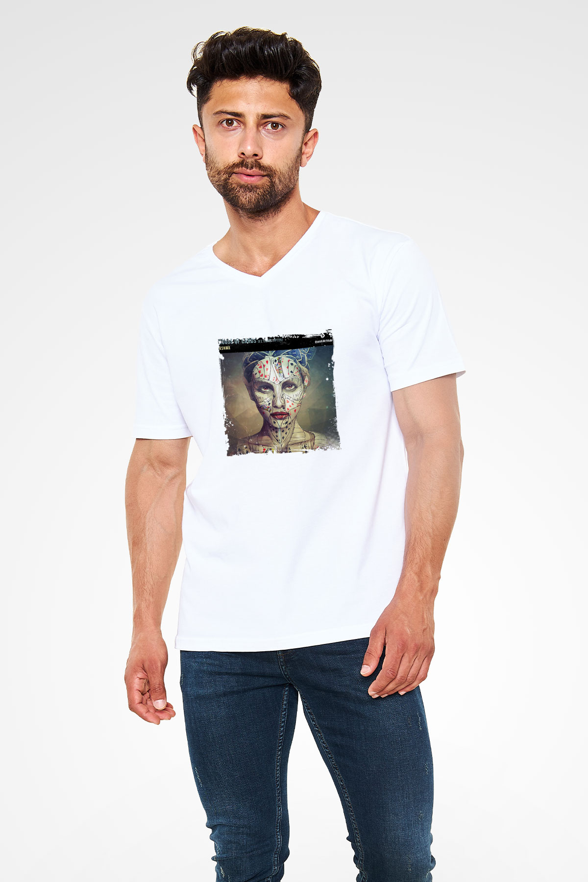 KSHMR Baskılı Beyaz V Yaka Unisex Tişört