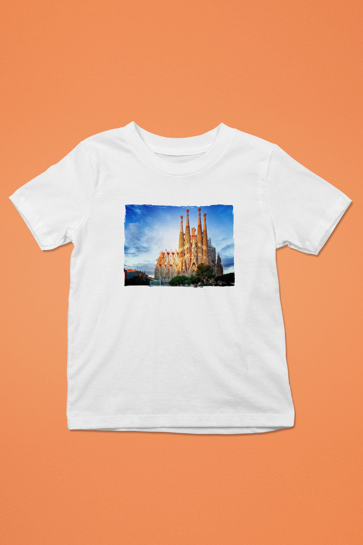 La Sagrada Familia Beyaz Unisex Çocuk Tişört