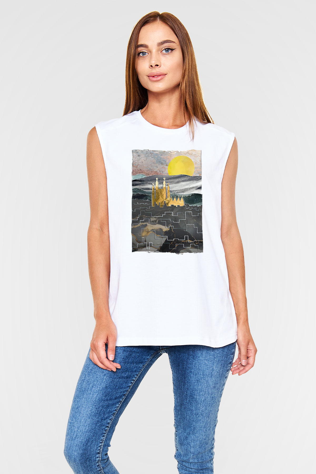 La Sagrada Familia Beyaz Unisex Kolsuz Tişört