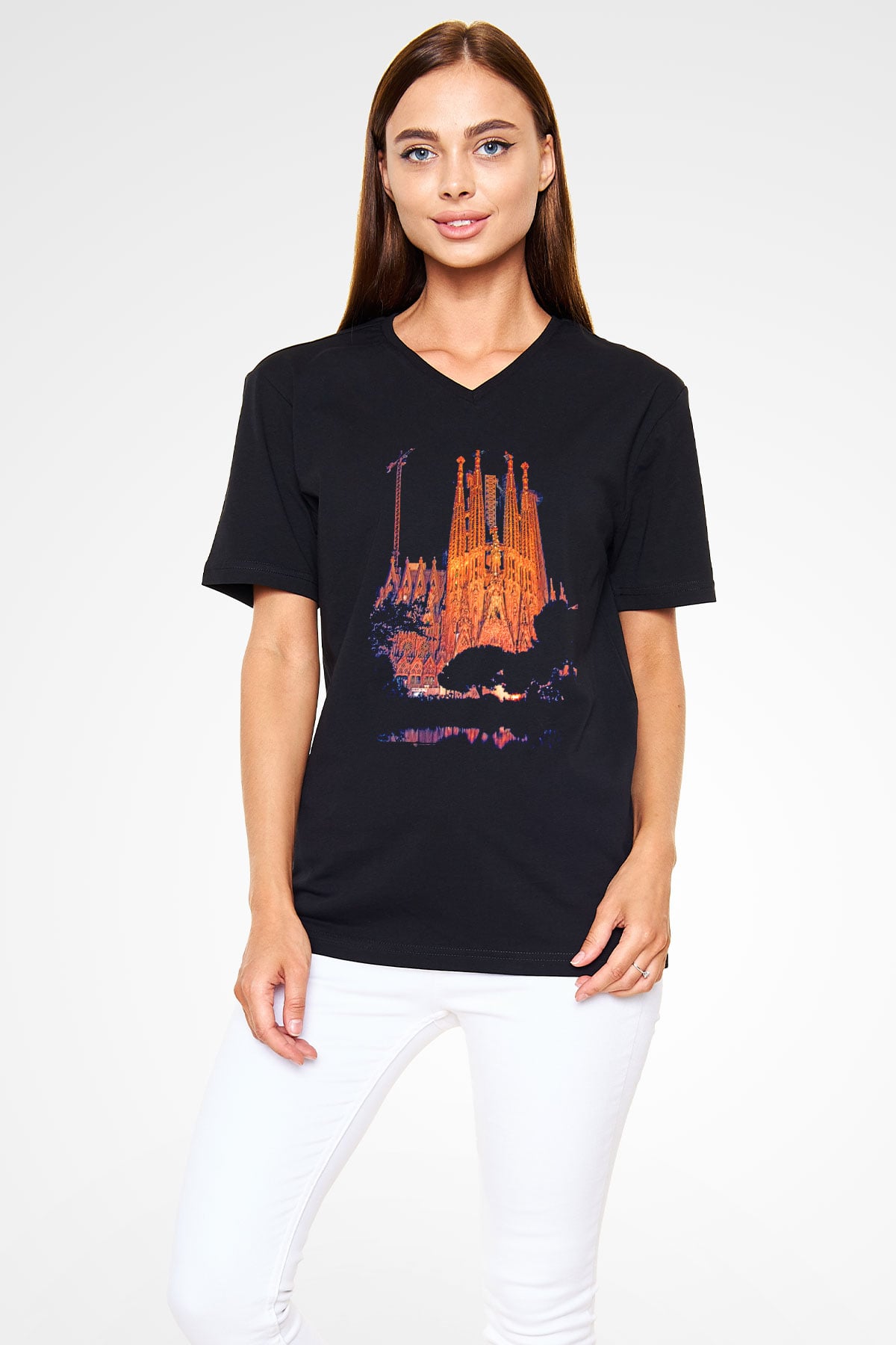 La Sagrada Familia Siyah Unisex V Yaka Tişört