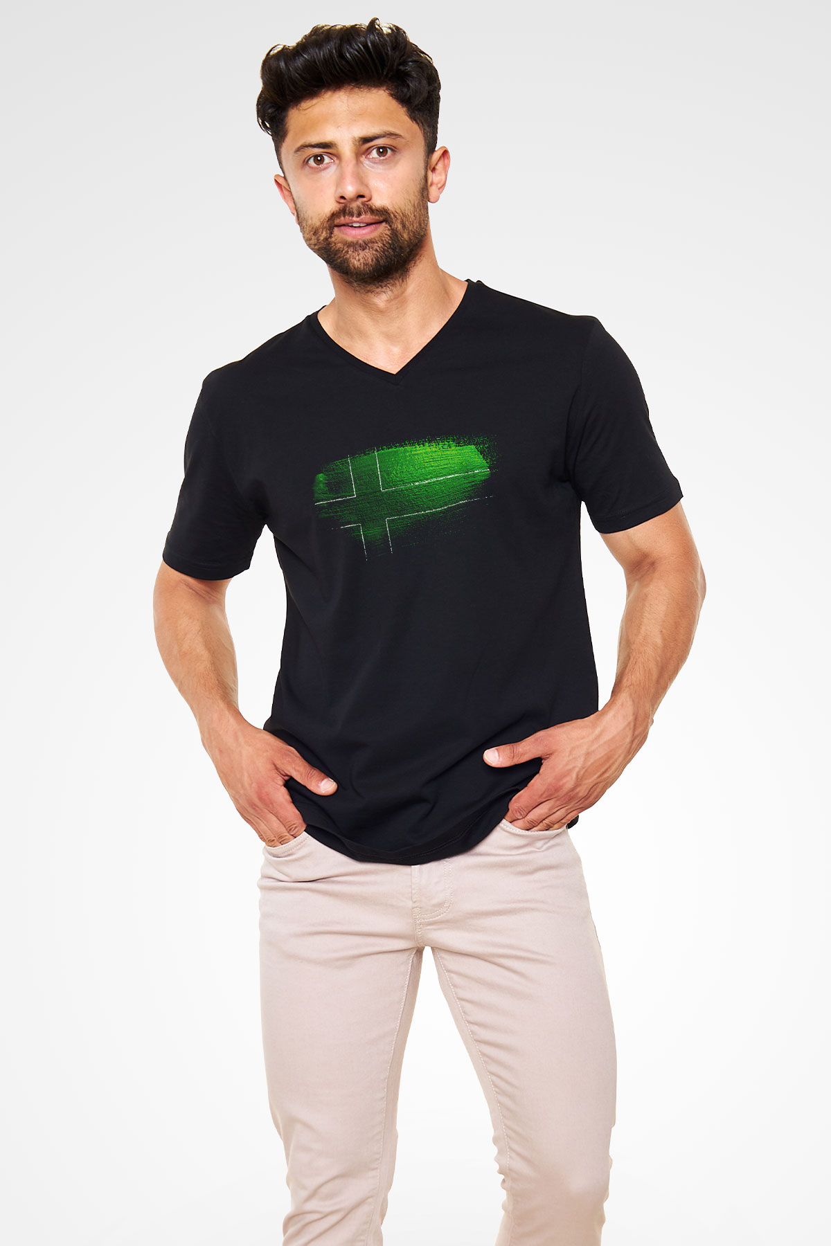 Ladonia Bayrağı Baskılı Unisex Siyah V Yaka Tişört