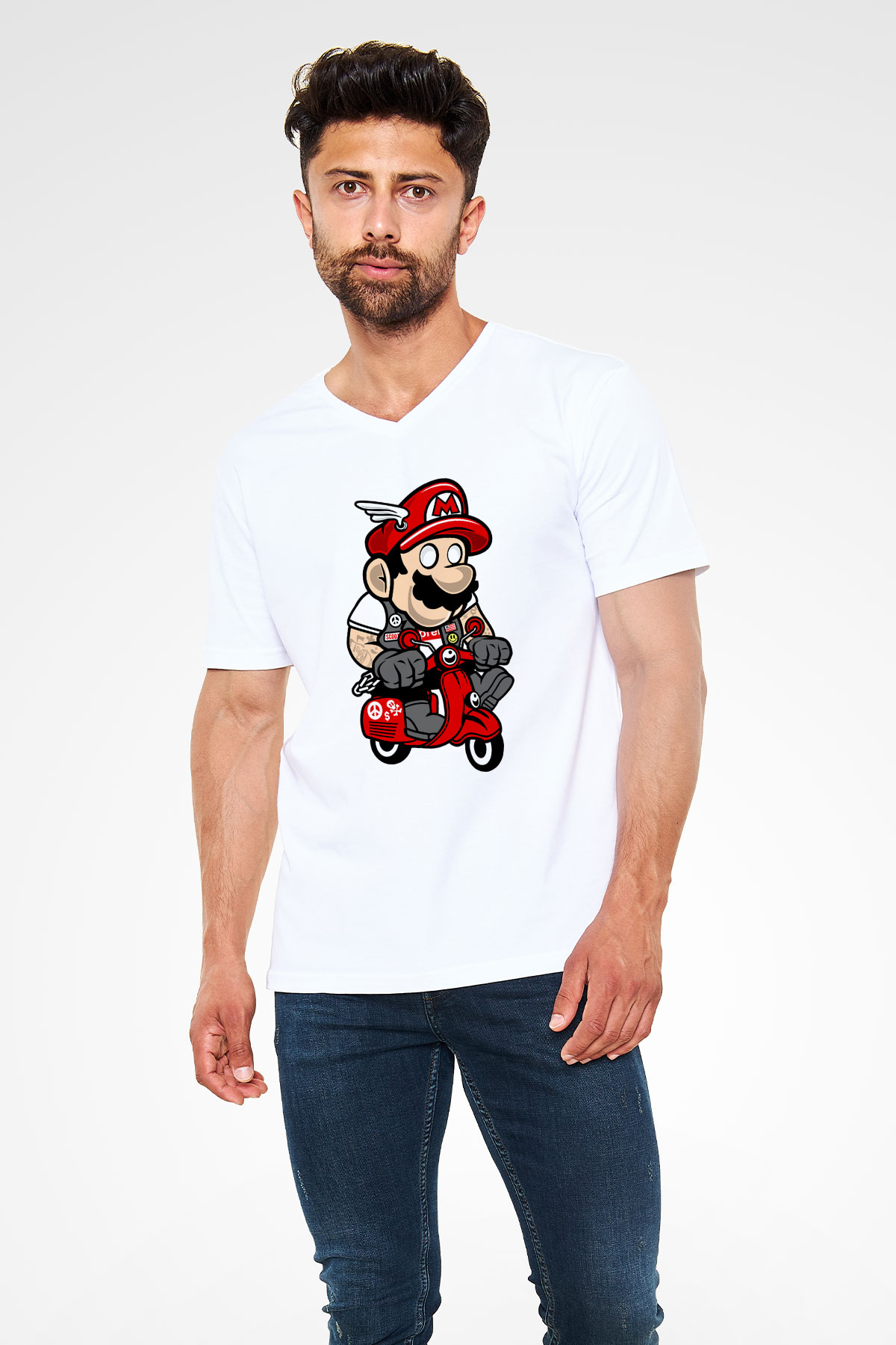 Mario Scooter Baskılı Beyaz Unisex V Yaka Tişört