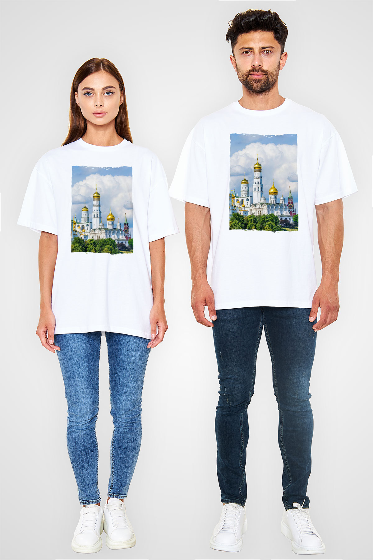 Moskova Kremlini Beyaz Oversize Tişört Oversize T-shirt - TişörtFabrikası