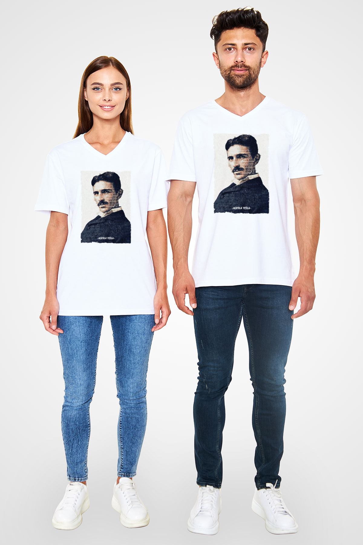 Nikola Tesla Yazılı Portre Baskılı Unisex V Yaka Beyaz Tişört - Tshirt