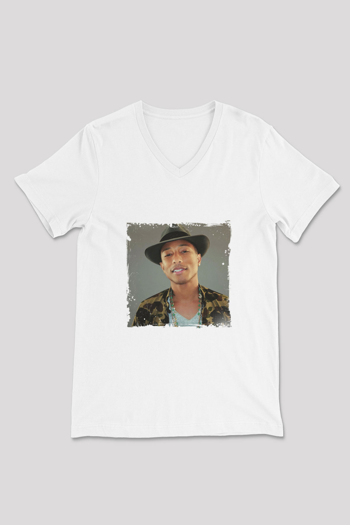 Pharrell Williams Baskılı Beyaz V Yaka Unisex Tişört