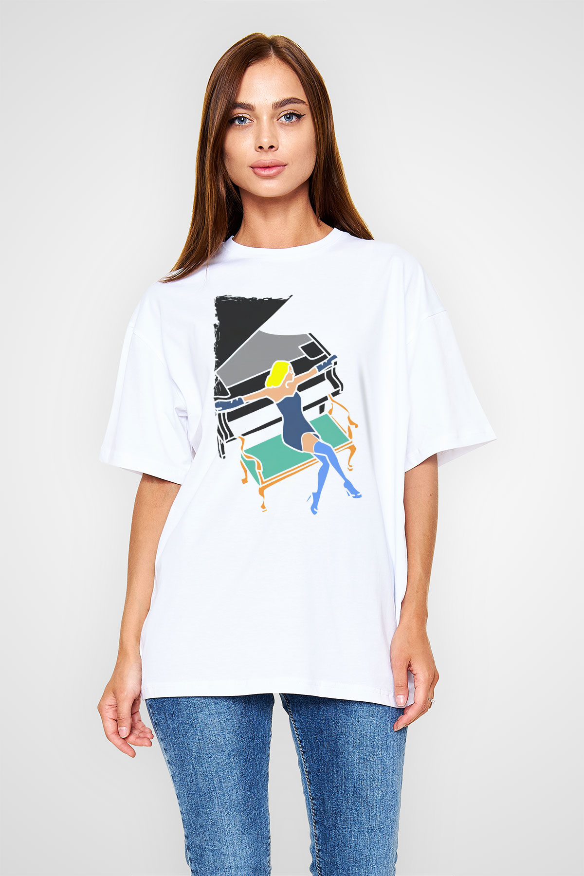 Piyanist Beyaz Oversize Tişört Oversize T-shirt - TişörtFabrikası