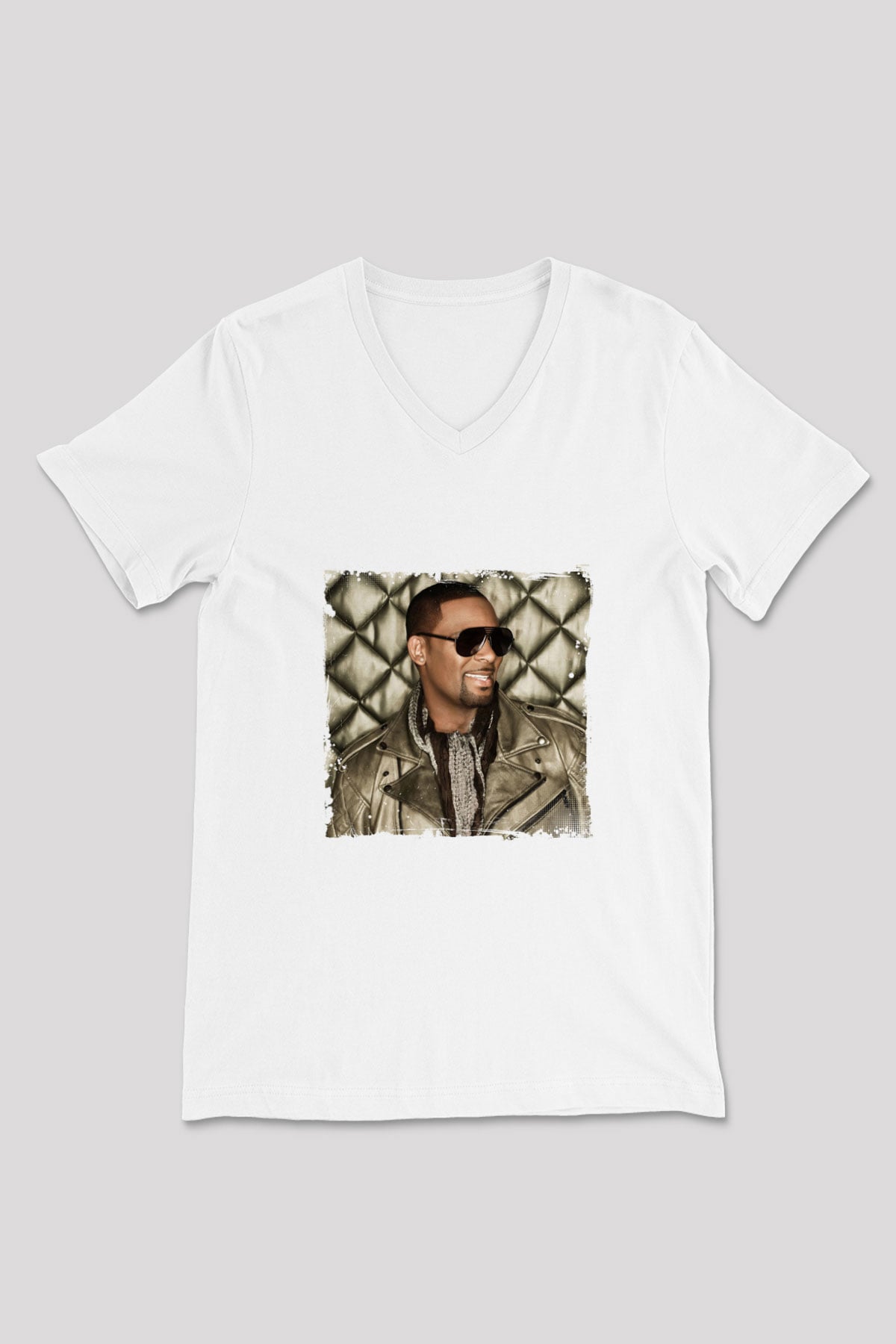 R. Kelly Baskılı Beyaz V Yaka Unisex Tişört