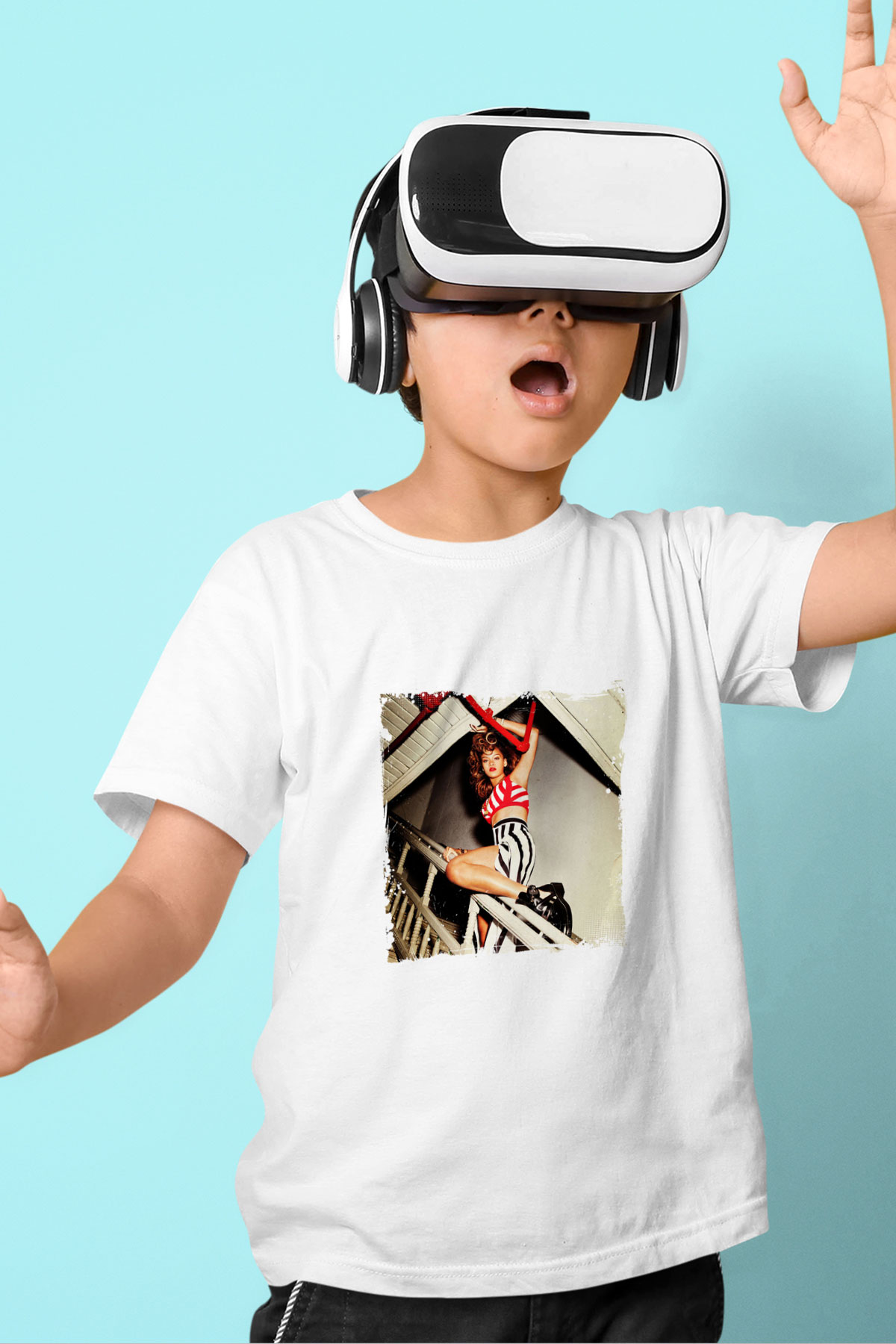 Rihanna Baskılı Unisex Beyaz Çocuk Tişört