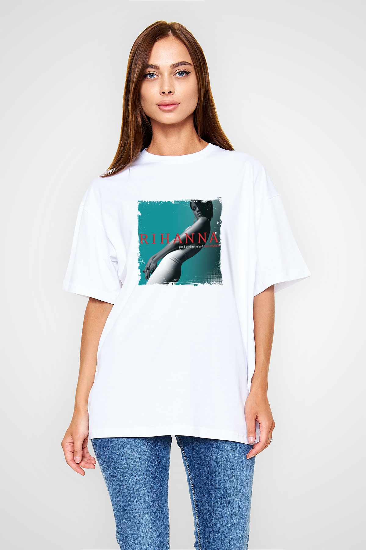 Rihanna Baskılı Oversize Beyaz Tişört