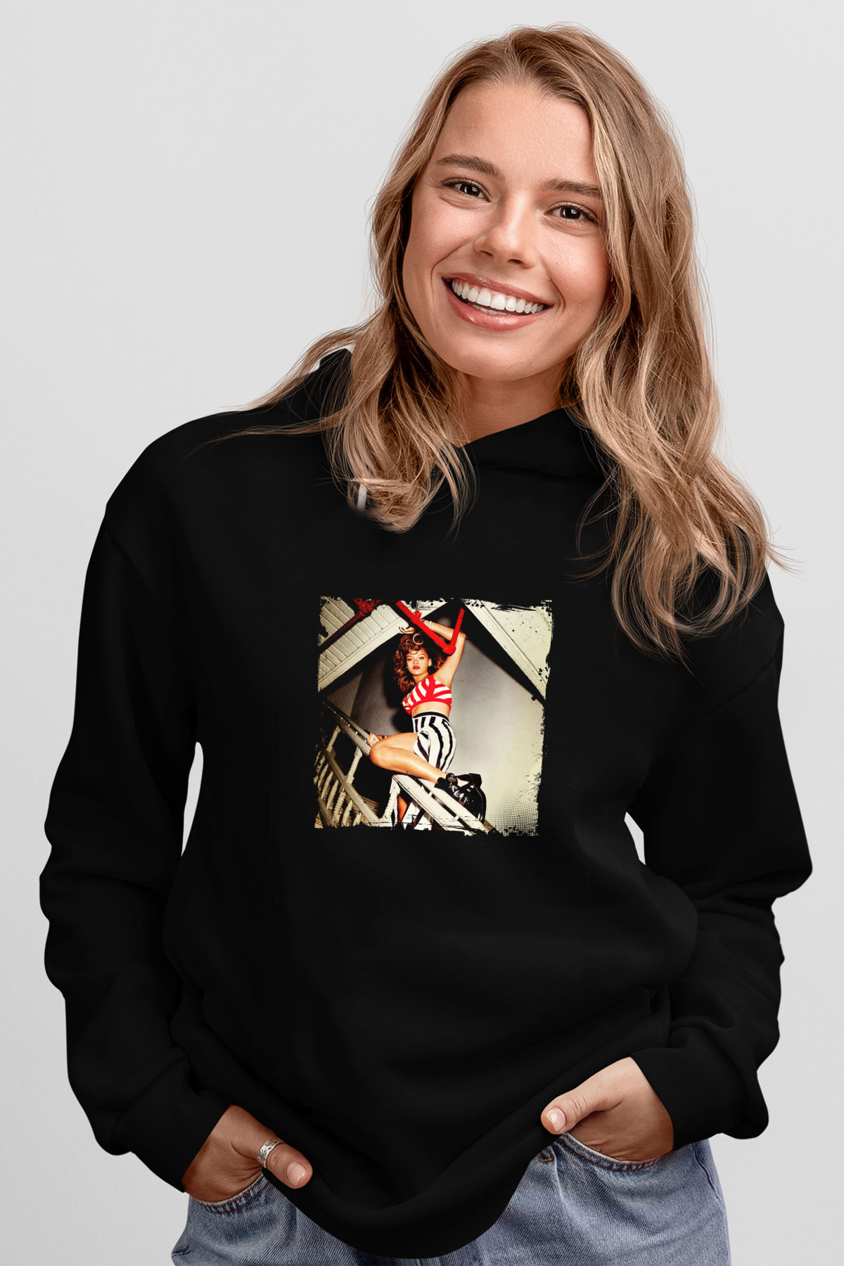 Rihanna Baskılı Unisex Siyah Hoodie