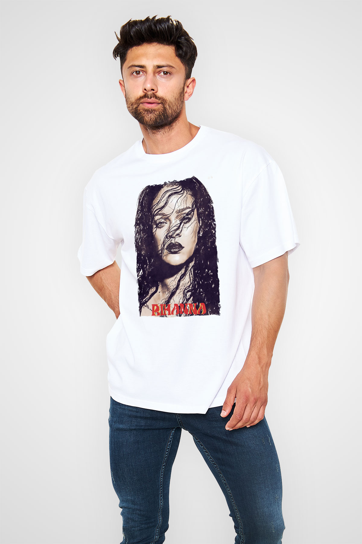 Rihanna Beyaz Oversize Tişört Oversize T-shirt - TişörtFabrikası