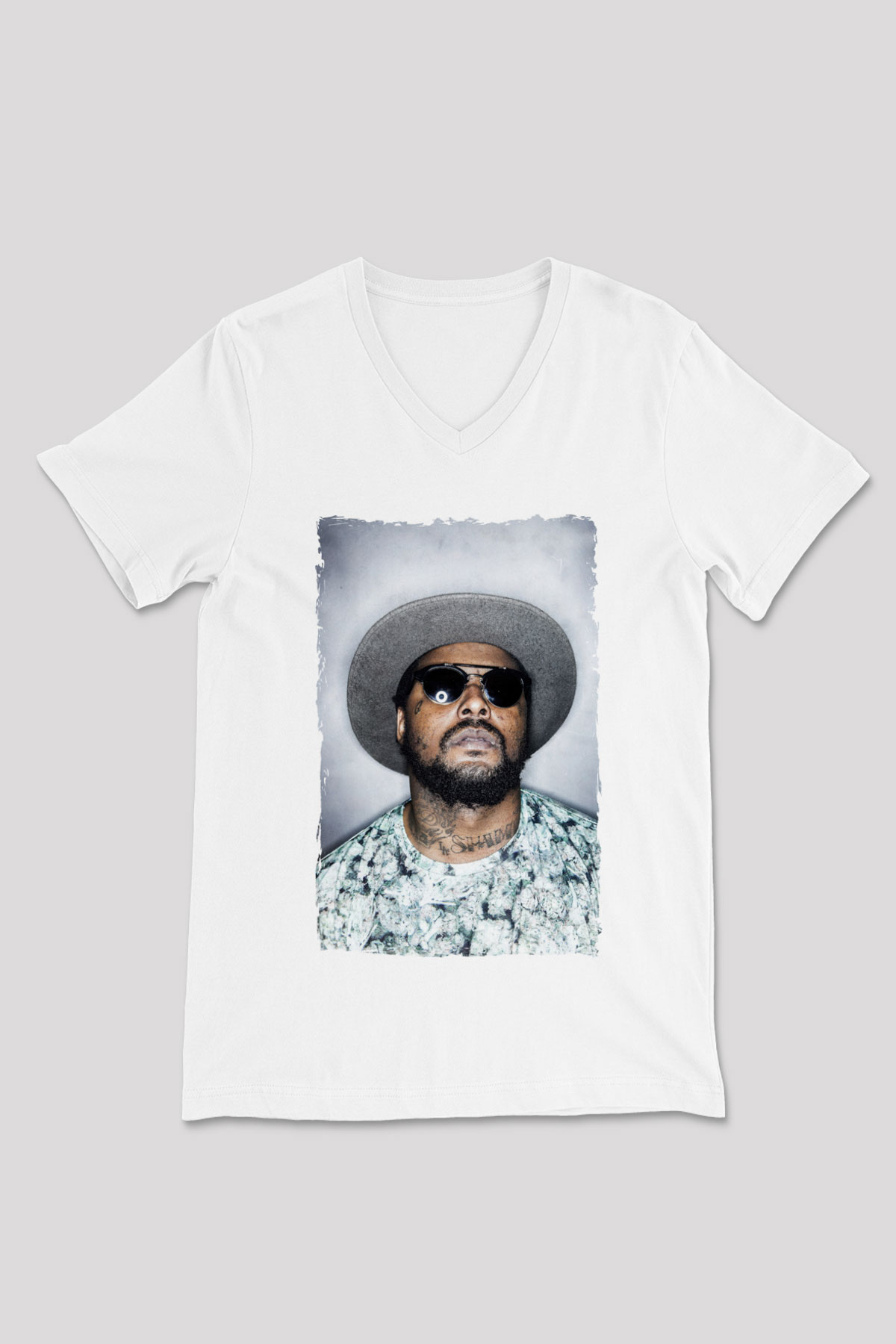 Schoolboy Q Beyaz Unisex V Yaka Tişört