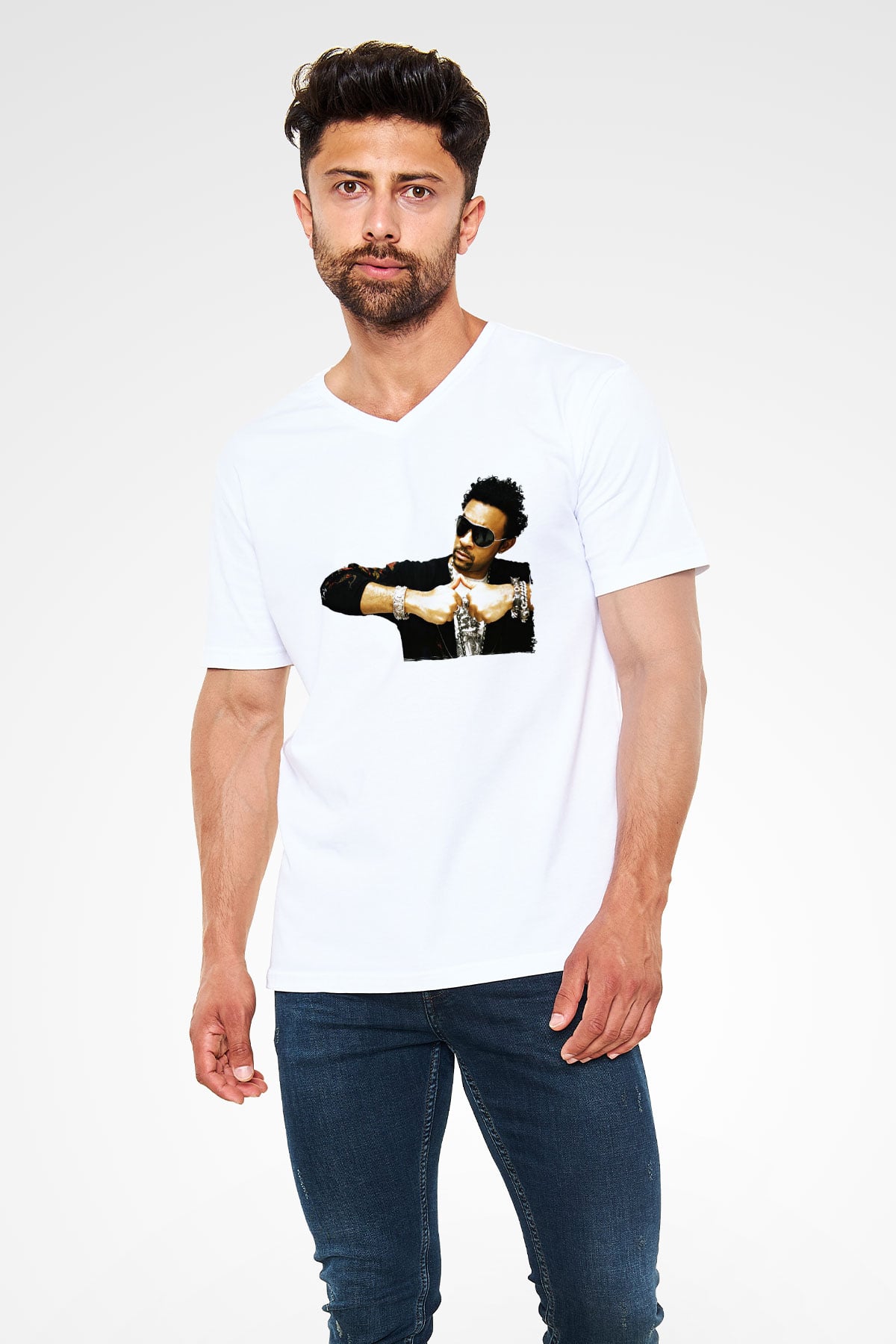 Shaggy Beyaz Unisex V Yaka Tişört