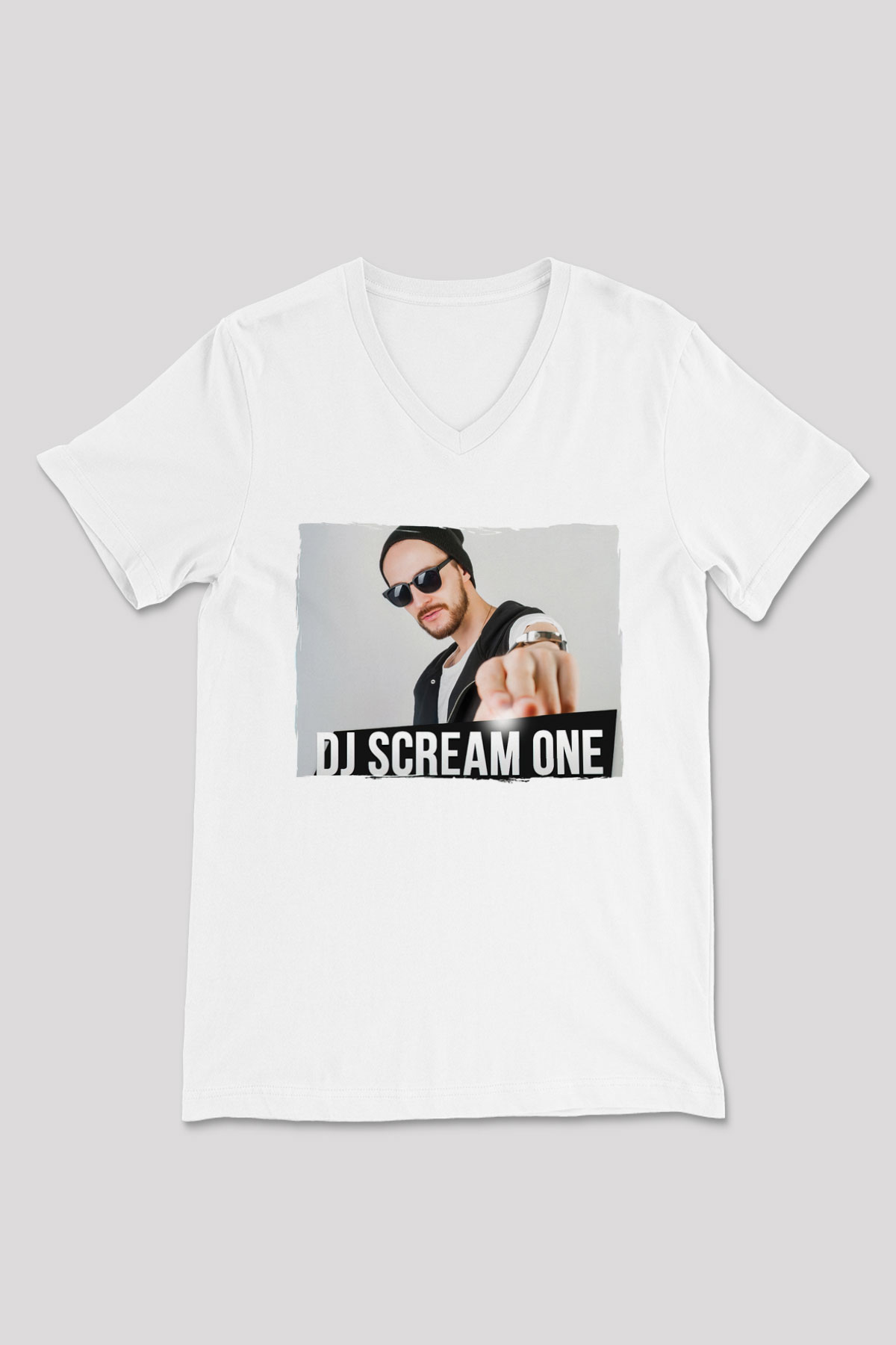 Skream Beyaz Unisex V Yaka Tişört