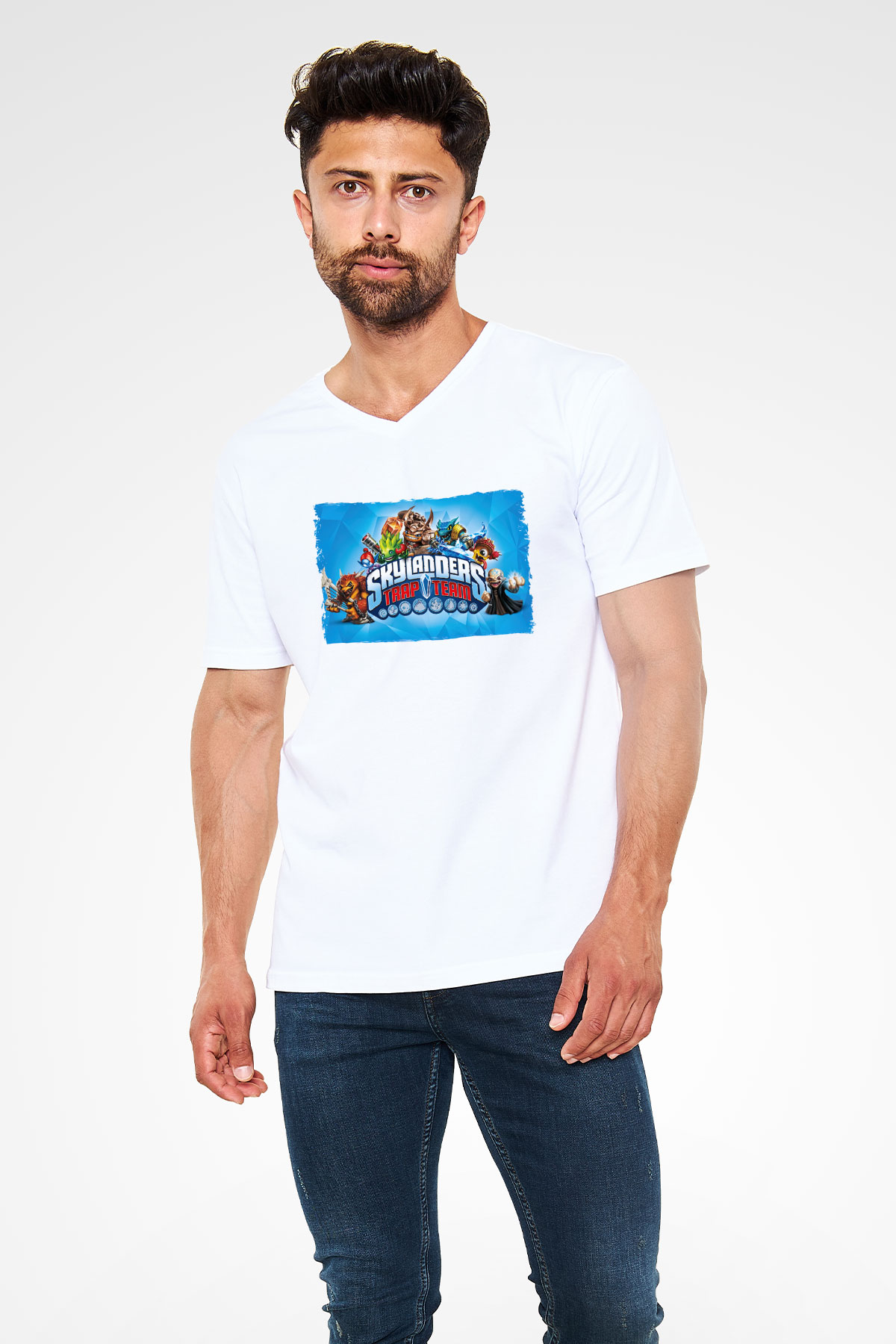 Skylanders Beyaz Unisex V Yaka Tişört