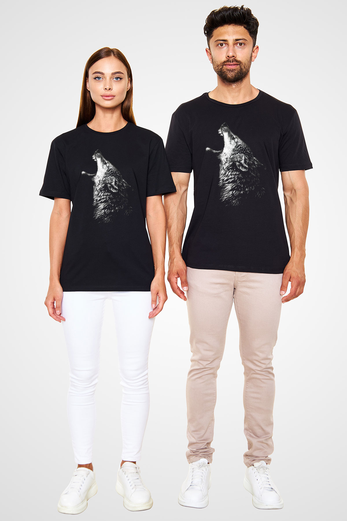 Uluyan Kurt Baskılı Unisex Siyah Tişört