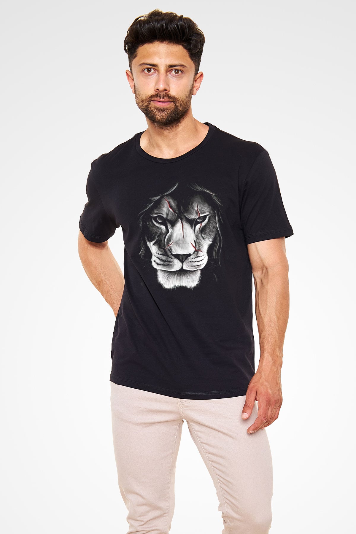 Yaralı Yüzlü Aslan Baskılı Unisex Siyah Tshirt