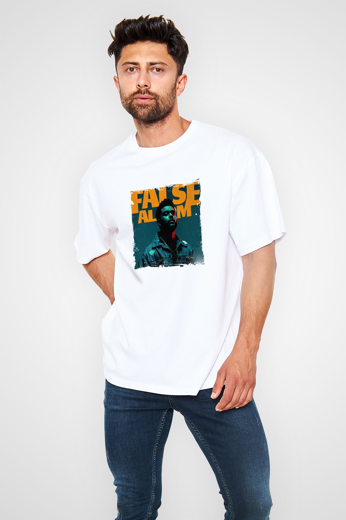 The Weeknd Baskılı Oversize Beyaz Tişört
