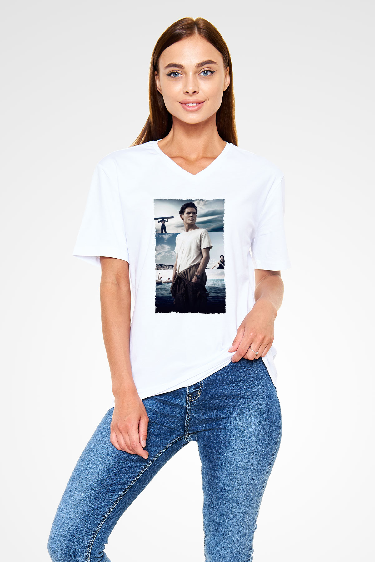 Unisex Boyun Eğmez (Unbroken) Baskılı Beyaz V Yaka T-shirt