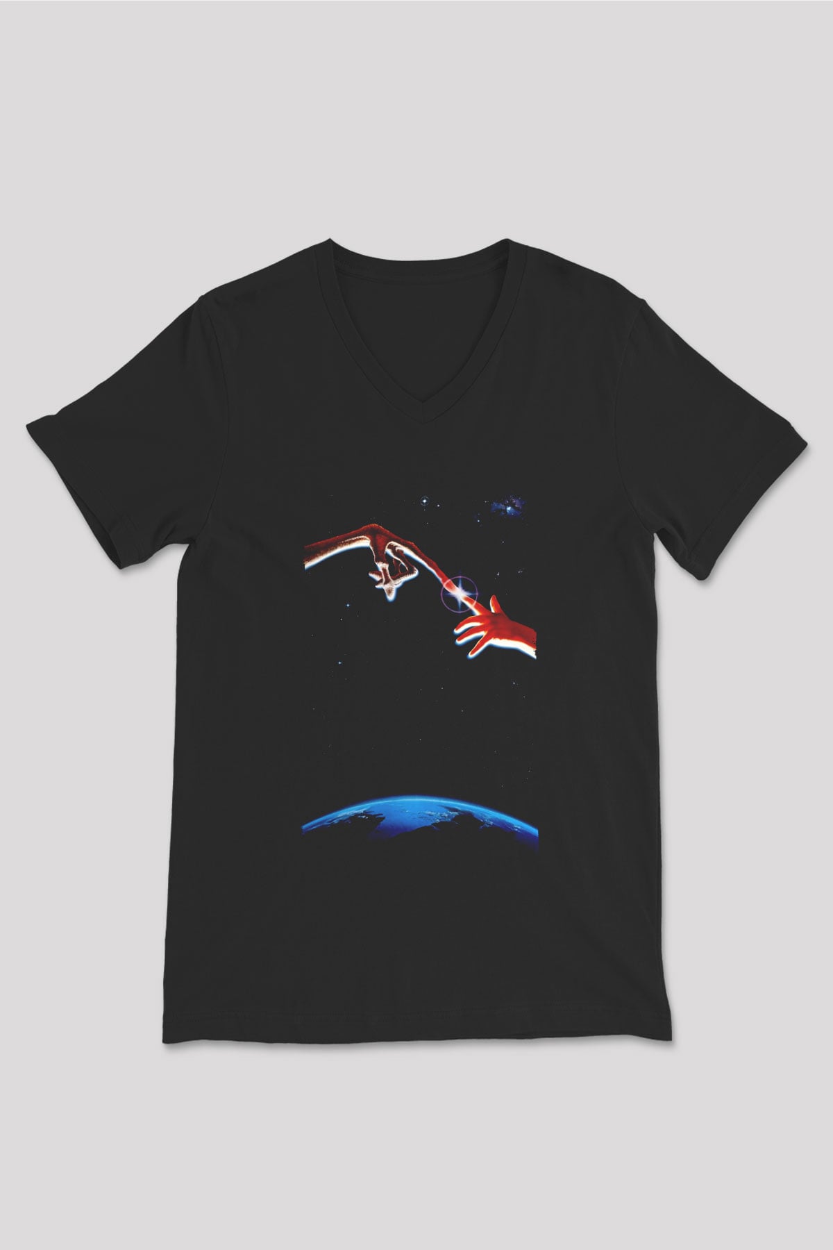 Unisex E.T. (E.T. the Extra-Terrestrial) Baskılı Siyah V Yaka T-shirt