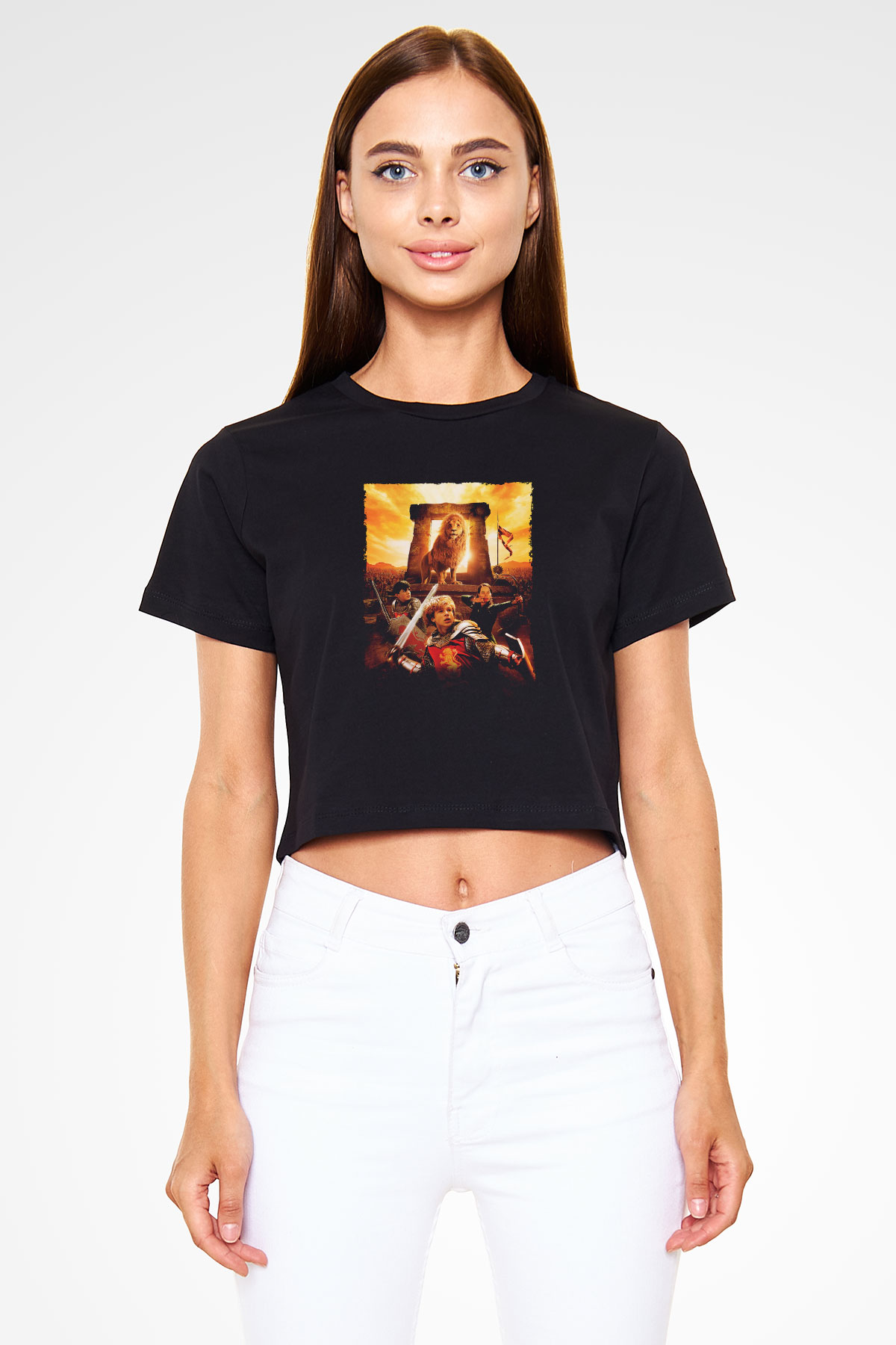 Unisex Narnia Günlükleri Aslan, Cadı ve Dolap (The Chronicles of Narnia The Lion, the Witch and the Wardrobe) Baskılı Siyah Crop Top T-shirt