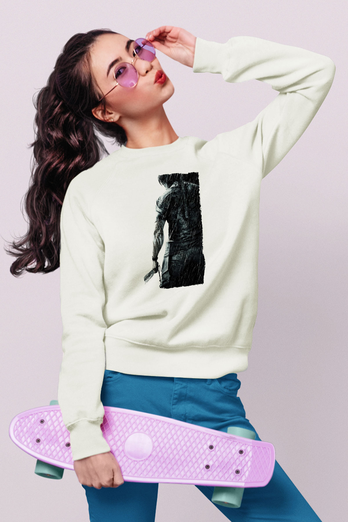 Unisex Rambo Baskılı Beyaz Sweatshirt