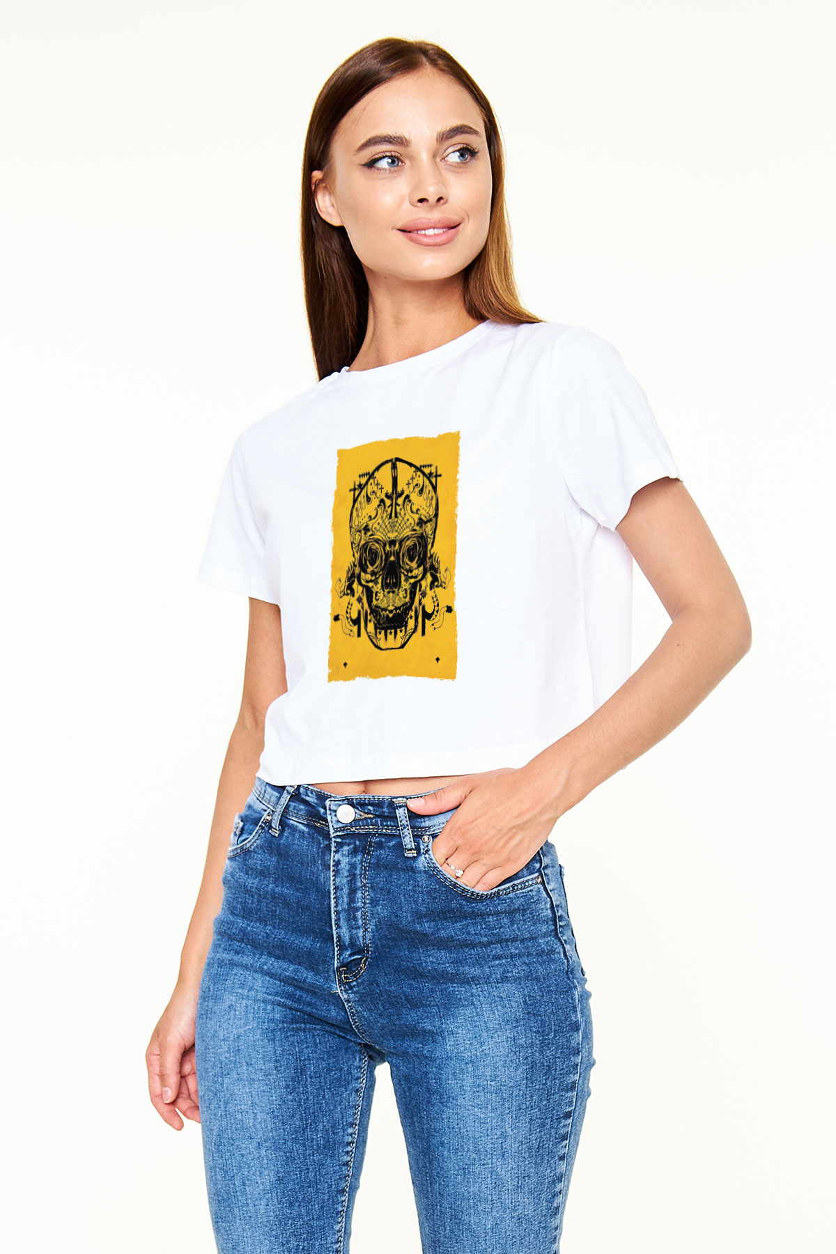 Unisex Sicario Baskılı Beyaz Crop Top Tshirt