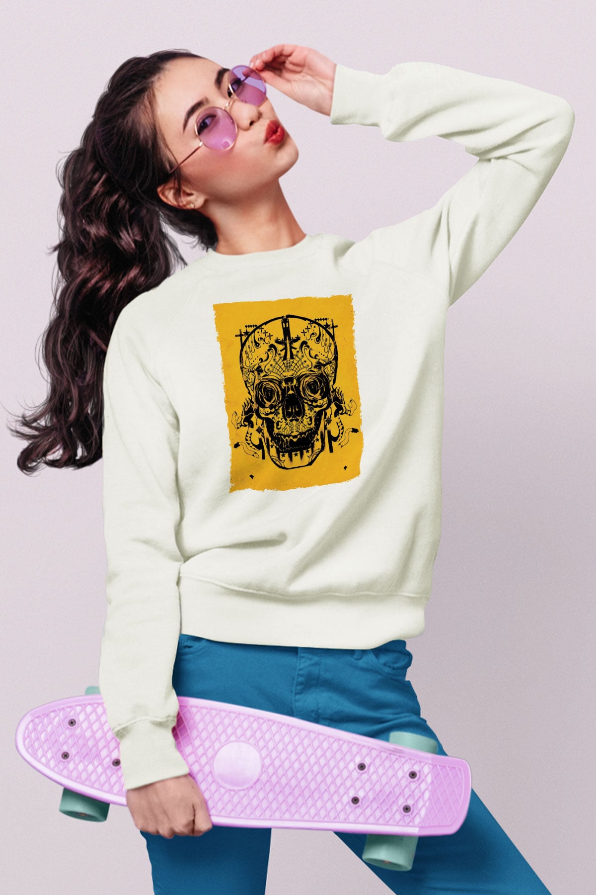 Unisex Sicario Baskılı Beyaz Sweatshirt