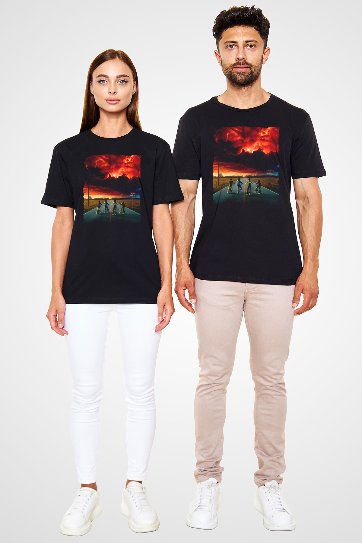Stranger Things Baskılı Siyah T-Shirt
