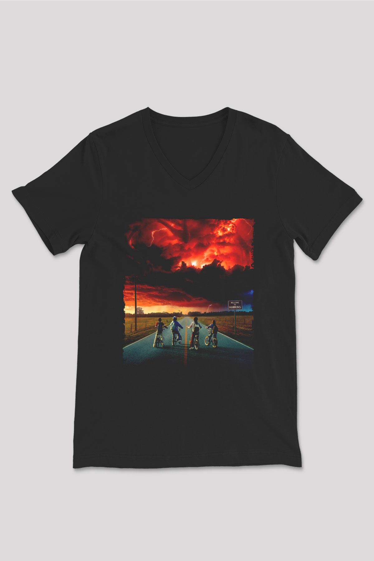 Unisex Stranger Things Baskılı Siyah V Yaka T-shirt