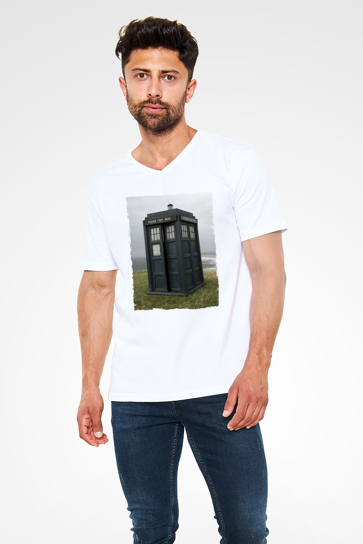 Unisex Tardis - Doctor Who Baskılı Beyaz V Yaka Tshirt