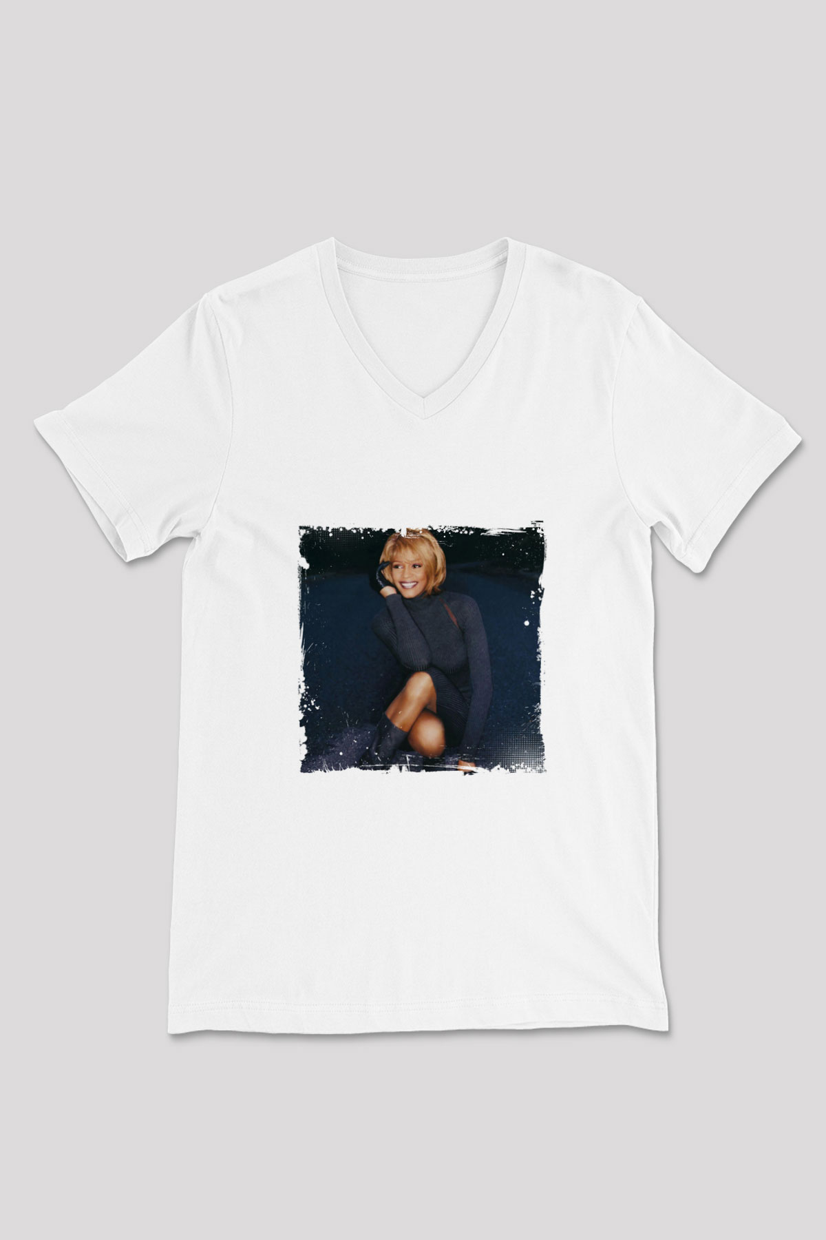 Whitney Houston Baskılı Beyaz V Yaka Unisex Tişört