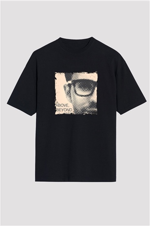 Above and Beyond Baskılı Unisex Oversize Siyah Tişört