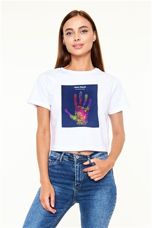 Above and Beyond Beyaz Croptop Tişört