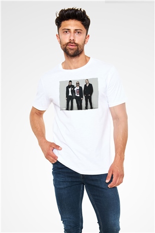 Above and Beyond Beyaz Unisex Tişört T-Shirt - TişörtFabrikası