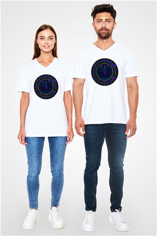 Akrep Burcu Baskılı Beyaz Unisex V Yaka Tişört - Tshirt