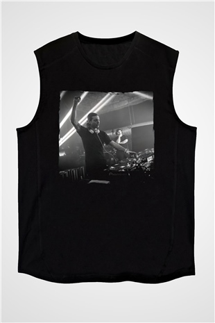 Alesso Siyah Unisex Kolsuz Tişört