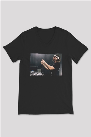 Alesso Siyah Unisex V Yaka Tişört