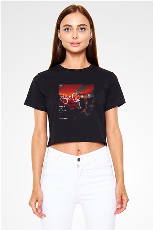 Aly & Fila Siyah Crop Top Tişört