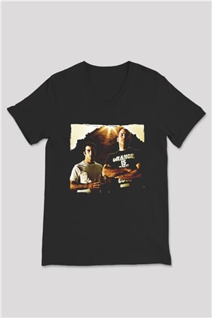 Aly & Fila Siyah Unisex V Yaka Tişört