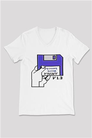 Amiga 500 Baskılı Beyaz Unisex V Yaka Tişört - Tshirt