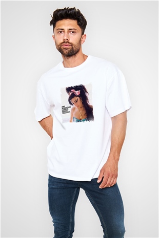 Amy Winehouse Baskılı Oversize Beyaz Tişört