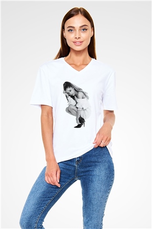 Ariana Grande Beyaz Unisex V Yaka Tişört T-Shirt