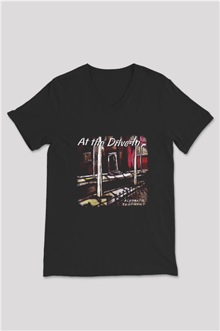 At the Drive-In Baskılı Unisex Siyah V Yaka Tişört