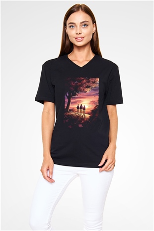 Attack On Titan Baskılı Unisex Siyah V Yaka Tişört - Tshirt
