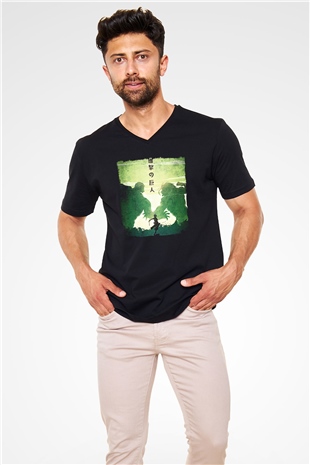 Attack On Titan Baskılı Unisex Siyah V Yaka Tişört - Tshirt